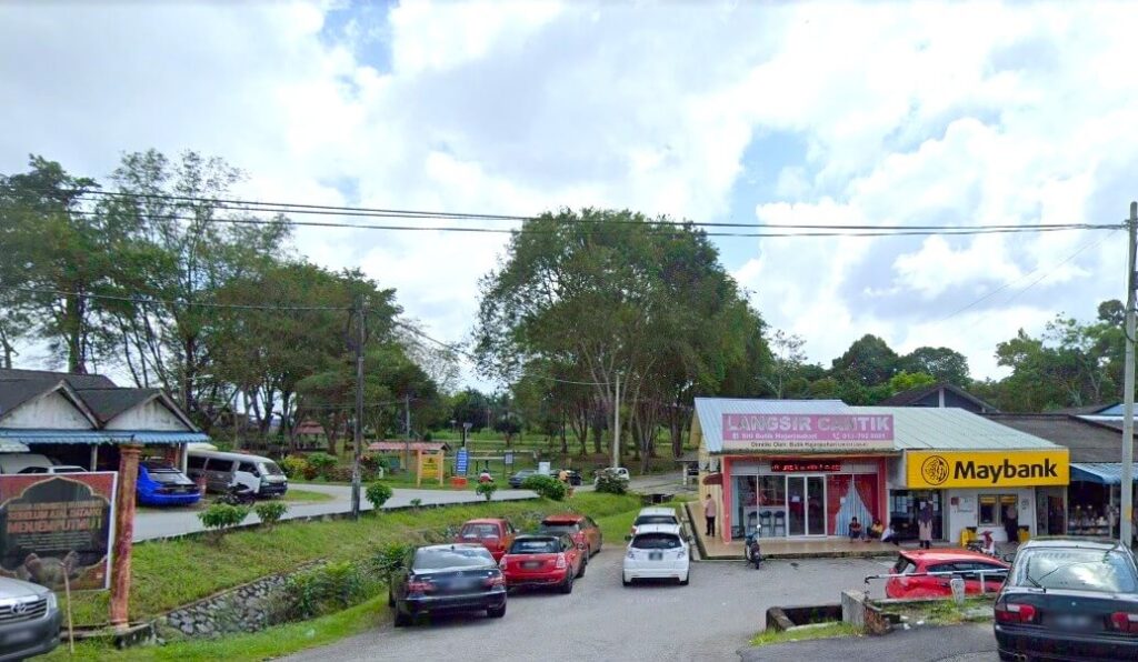 Foto Maybank Felda Air Tawar SC yang terletak di Felda Ayer Tawar Lima, 81900 Ayer Tawar, Johor