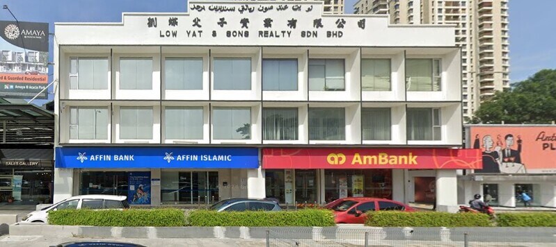 Pandangan hadapan cawangan Affin Bank di Jalan Ipoh, Affin Islamic, dan AmBank di bangunan Low Yat & Sons Realty Sdn Bhd, Jalan Ipoh.